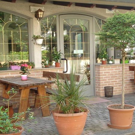 La Quercia Hotel Lignano Sabbiadoro Bagian luar foto