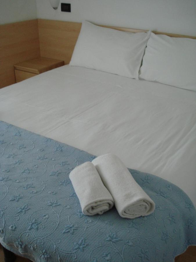 La Quercia Hotel Lignano Sabbiadoro Bagian luar foto
