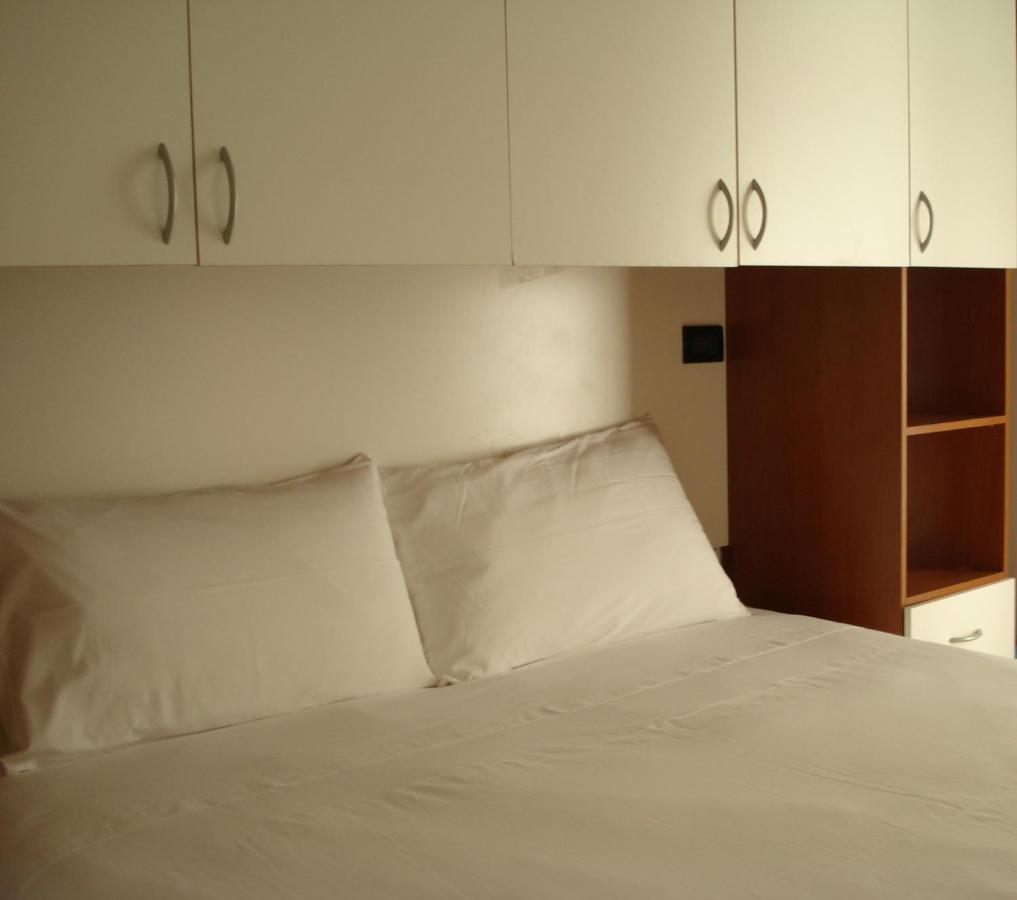 La Quercia Hotel Lignano Sabbiadoro Bagian luar foto