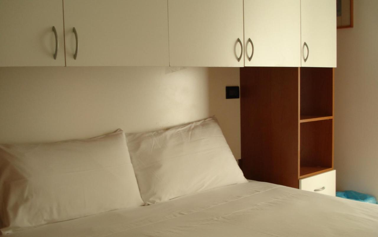 La Quercia Hotel Lignano Sabbiadoro Bagian luar foto