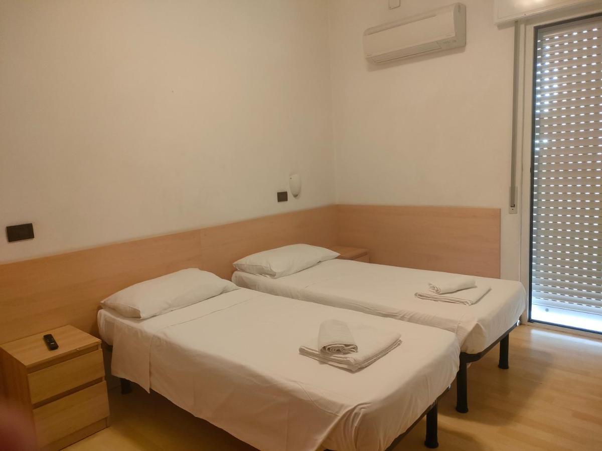 La Quercia Hotel Lignano Sabbiadoro Bagian luar foto